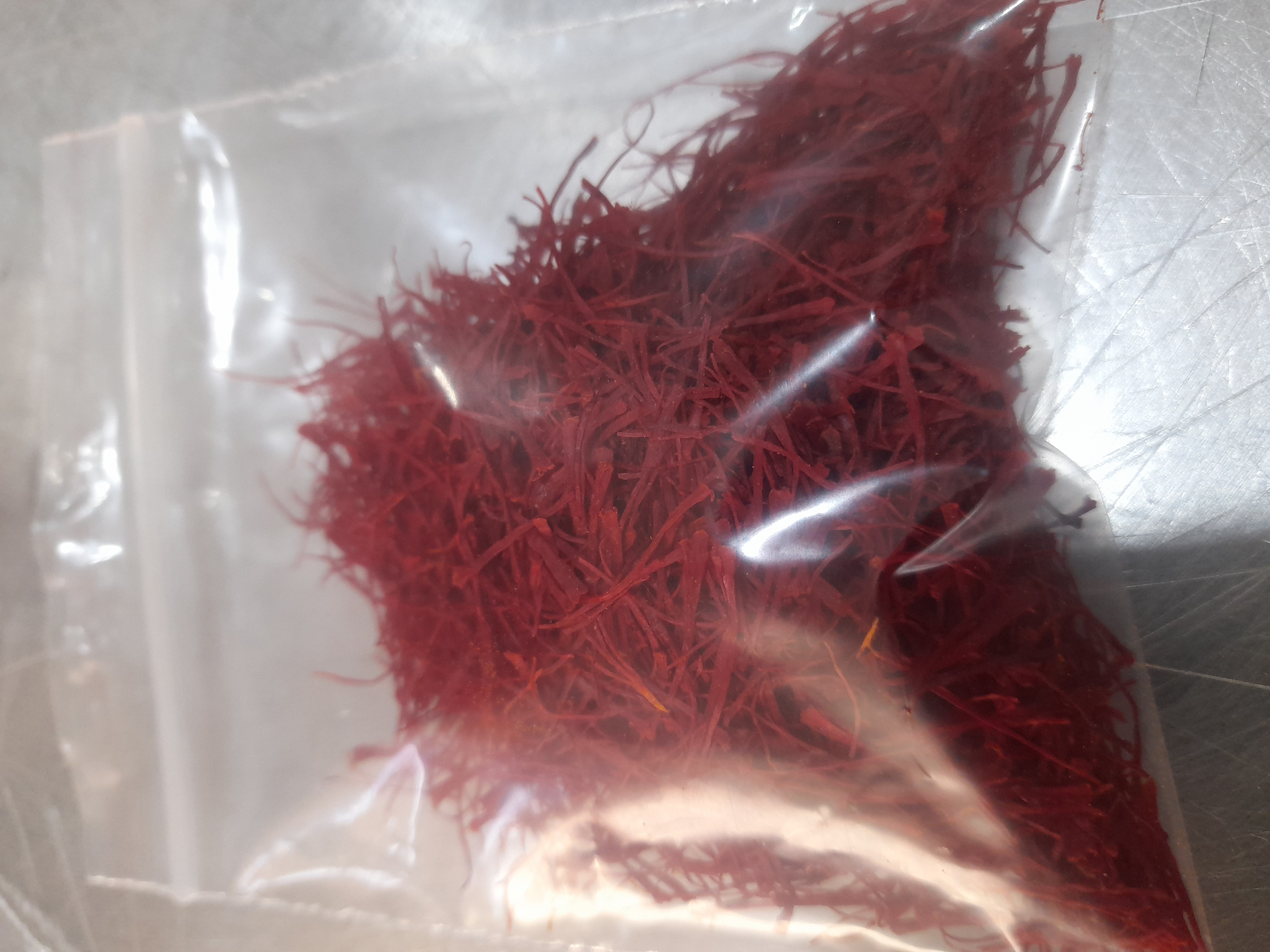 زعفران نگین نیشابور